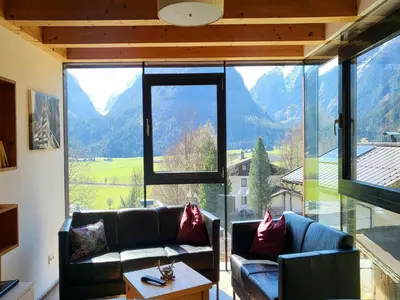Ein allgemeiner Bergblick oder ein Berglick von der Ferienwohnung aus