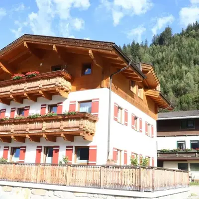 Chalet in Neukirchen near Wildkogel Arena