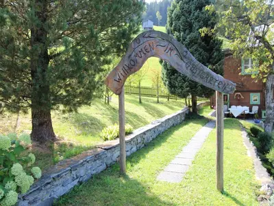 Ein Garten an der Unterkunft Chalet Bamberg near Ski Lift & Slope