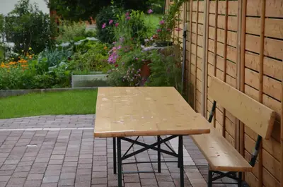 Ein Garten an der Unterkunft Ferienwohnung Garber