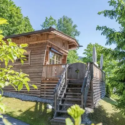 Chalet - Direkt am 5 Sterne Campingplatz Aufenfeld im Zillertal mit Hallenbad und Sauna