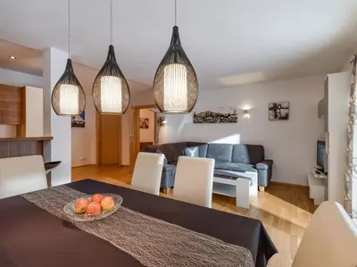 Ein Sitzbereich in der Unterkunft Ferienwohnung Prama