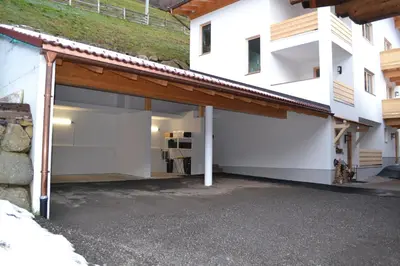 Das Gebäude in dem sich die Ferienwohnung befindet