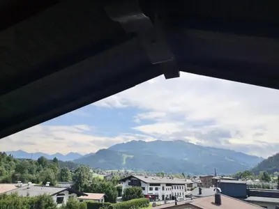 Ein allgemeiner Bergblick oder ein Berglick von der Ferienwohnung aus