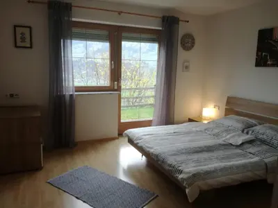 Ein Bett oder Betten in einem Zimmer der Unterkunft Ferienwohnung Mariella