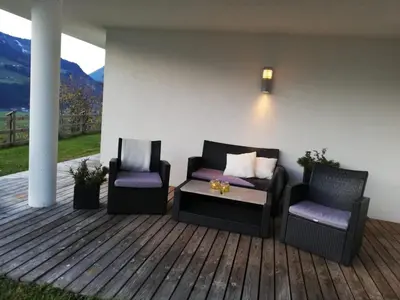 Ein Sitzbereich in der Unterkunft Ferienwohnung Mariella