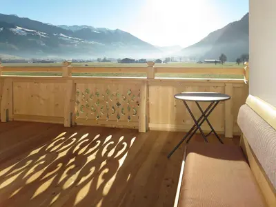 Ein allgemeiner Bergblick oder ein Berglick von der Ferienwohnung aus
