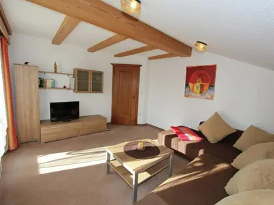 Ein Sitzbereich in der Unterkunft Apartment in Fügen near Ski Slopes