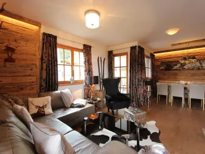 Ein Sitzbereich in der Unterkunft Dream apartment in the Kitzbühler Alps ski area