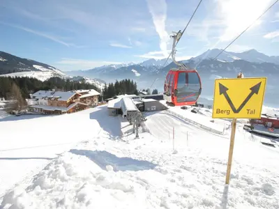 Chalet in Kirchberg near Ski Lift & Sauna im Winter