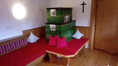 Ein Sitzbereich in der Unterkunft Ferienhaus Annelies