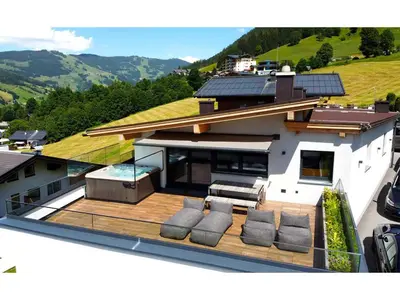 Ein allgemeiner Bergblick oder ein Berglick von der Ferienwohnung aus