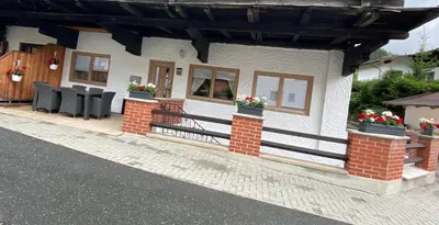Das Gebäude in dem sich die Ferienwohnung befindet