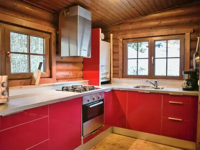 Küche/Küchenzeile in der Unterkunft Chalet in Wörgl near Ski Bus Stop