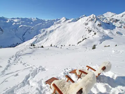 Apartment in Gerlosberg near Ski Lift im Winter