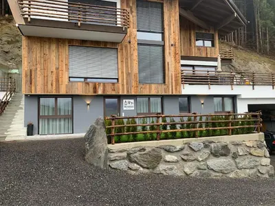 Das Gebäude in dem sich die Ferienwohnung befindet