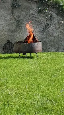 Ein für Gäste verfügbarer Grill in der Ferienwohnung