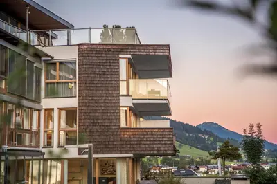Ein allgemeiner Bergblick oder ein Berglick von der Ferienwohnung aus