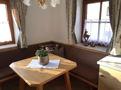 Ein Sitzbereich in der Unterkunft Appartement Scherrhof