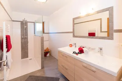Ein Badezimmer in der Unterkunft Appartement Hausberger