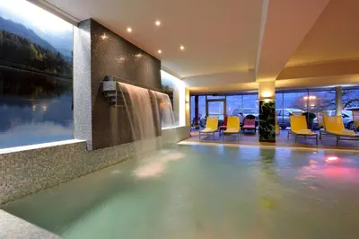 Der Swimmingpool an oder in der Nähe von Residenz Schiestl