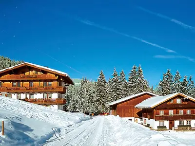 Apartment Luxner-5 by Interhome im Winter