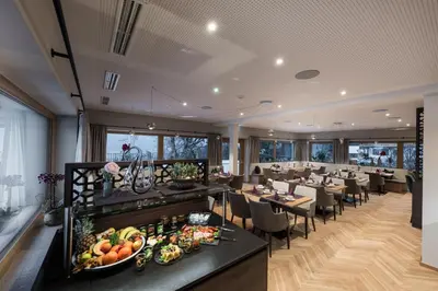 Essen im Hotel oder in der Nähe