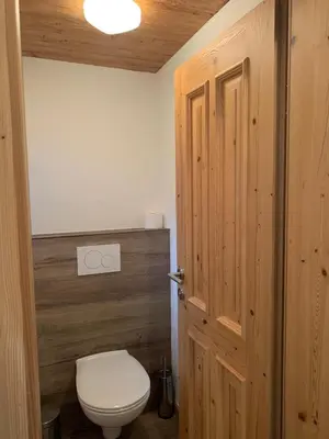Ein Badezimmer in der Unterkunft 's Gasthäusl
