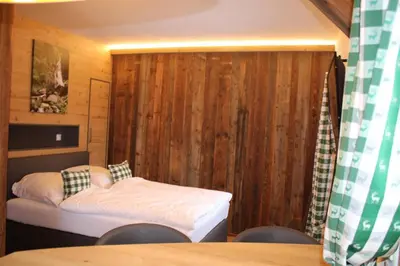 Ein Bett oder Betten in einem Zimmer der Unterkunft 's Gasthäusl
