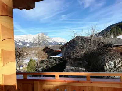 Ein allgemeiner Bergblick oder ein Berglick von der Ferienwohnung aus