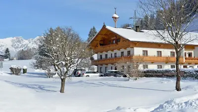Bauernhof Strasserhof im Winter