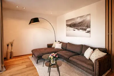 Ein Sitzbereich in der Unterkunft ZILLER DELIGHT - by AlpenLuxus Collection