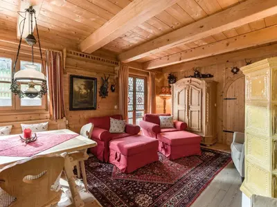 Ein Sitzbereich in der Unterkunft Chalets Berglehen