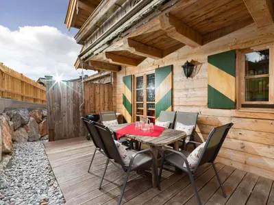 Ein Patio oder anderer Außenbereich in der Unterkunft Chalets Berglehen