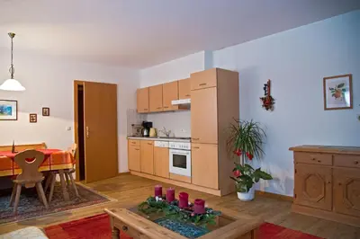 Küche/Küchenzeile in der Unterkunft Haus Savoy - Appartement 1