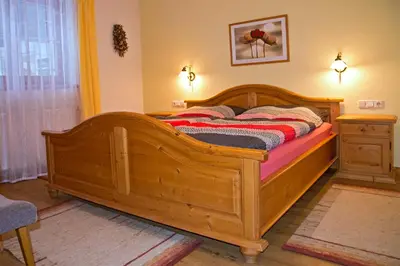 Ein Bett oder Betten in einem Zimmer der Unterkunft Haus Savoy - Appartement 1