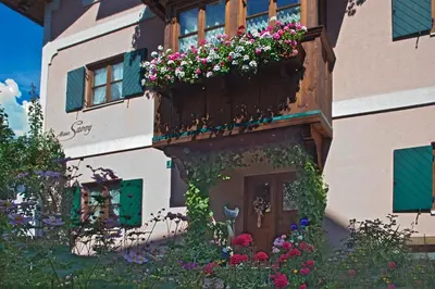 Ein Garten an der Unterkunft Haus Savoy - Appartement 2