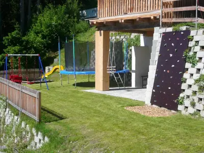 Ein Kinderspielbereich in der Unterkunft Haus Schwarzenberg