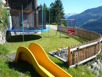 Ein Kinderspielbereich in der Unterkunft Haus Schwarzenberg