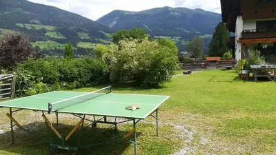 Tischtennis in der Unterkunft Haus Gartner appartement 6 - 8 personen oder in der Nähe
