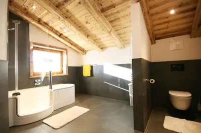 Ein Badezimmer in der Unterkunft Almliesl NEUK-624