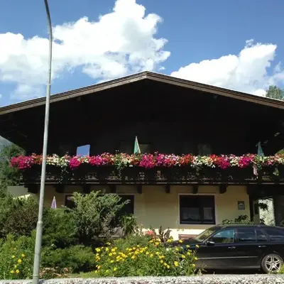 Haus Tenk