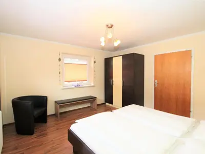 Ein Bett oder Betten in einem Zimmer der Unterkunft Apartment Heidi-2 by Interhome