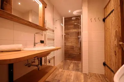 Ein Badezimmer in der Unterkunft Almliesl BRAM-618