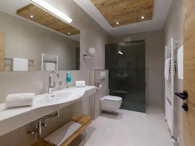 Ein Badezimmer in der Unterkunft Appartements Schedererhaus