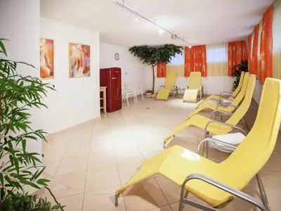 Ein Sitzbereich in der Unterkunft Attractive holiday home in Kaltenbach on the ski-slope