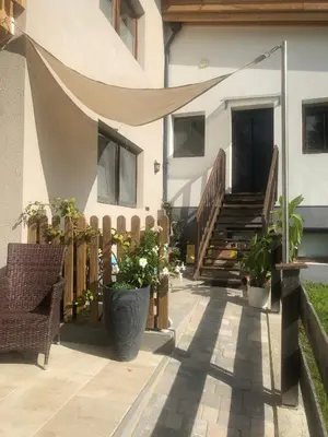 Ein Garten an der Unterkunft Restaurant Appartements Almdiele