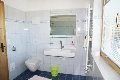Ein Badezimmer in der Unterkunft Schnapperhof