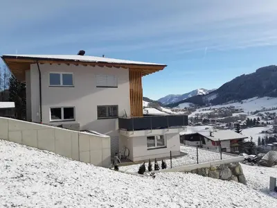 Ein allgemeiner Bergblick oder ein Berglick von der Ferienwohnung aus