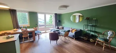 Ein Sitzbereich in der Unterkunft Haus Wiesberger Apartment TOP25 Südseite